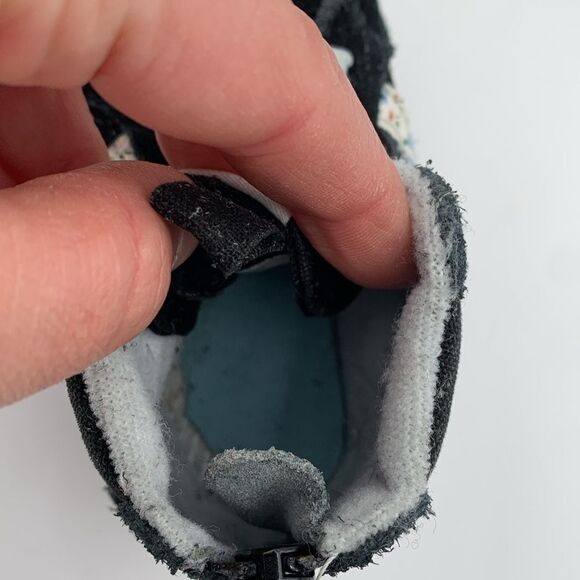 Vans black suede leather hi top Sneakers with floral racing stripe toddler 5.5 - Picture 11 of 11